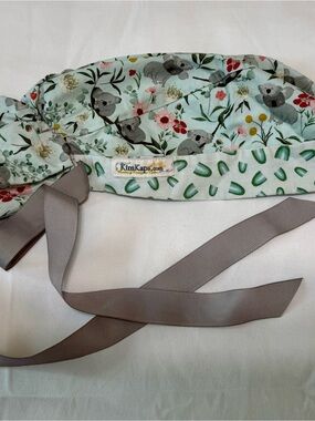 KimKaps Floral Koala Print Scrub Cap - Mint Green